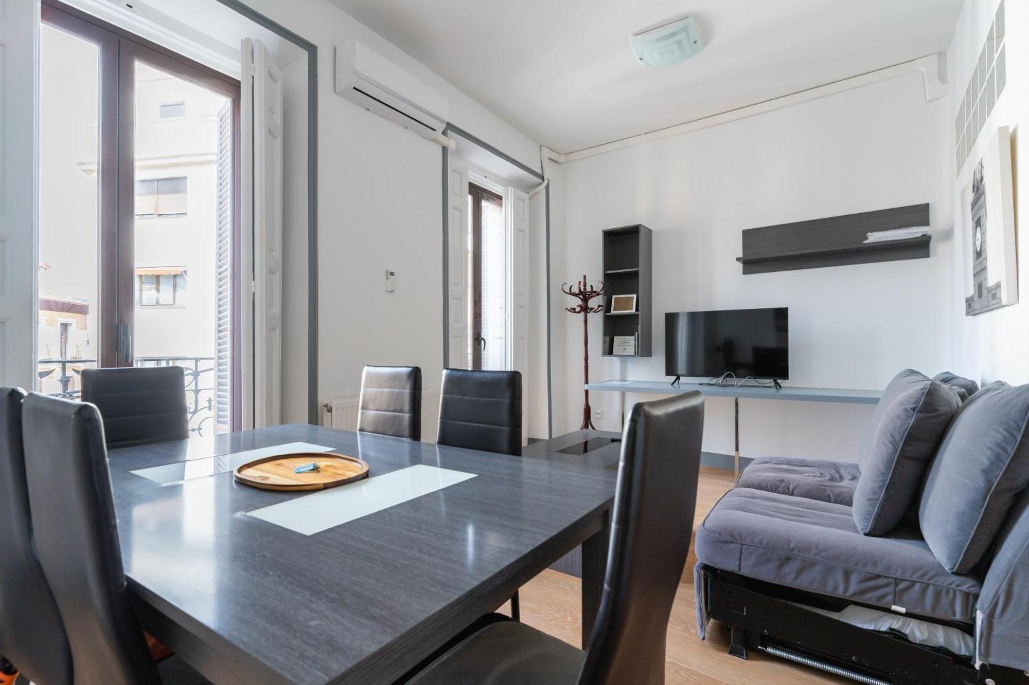 2 Bedrooms 1,5Bathrooms Furnished - Sol - Bright & Functional - Mintystay Madrid Exterior foto