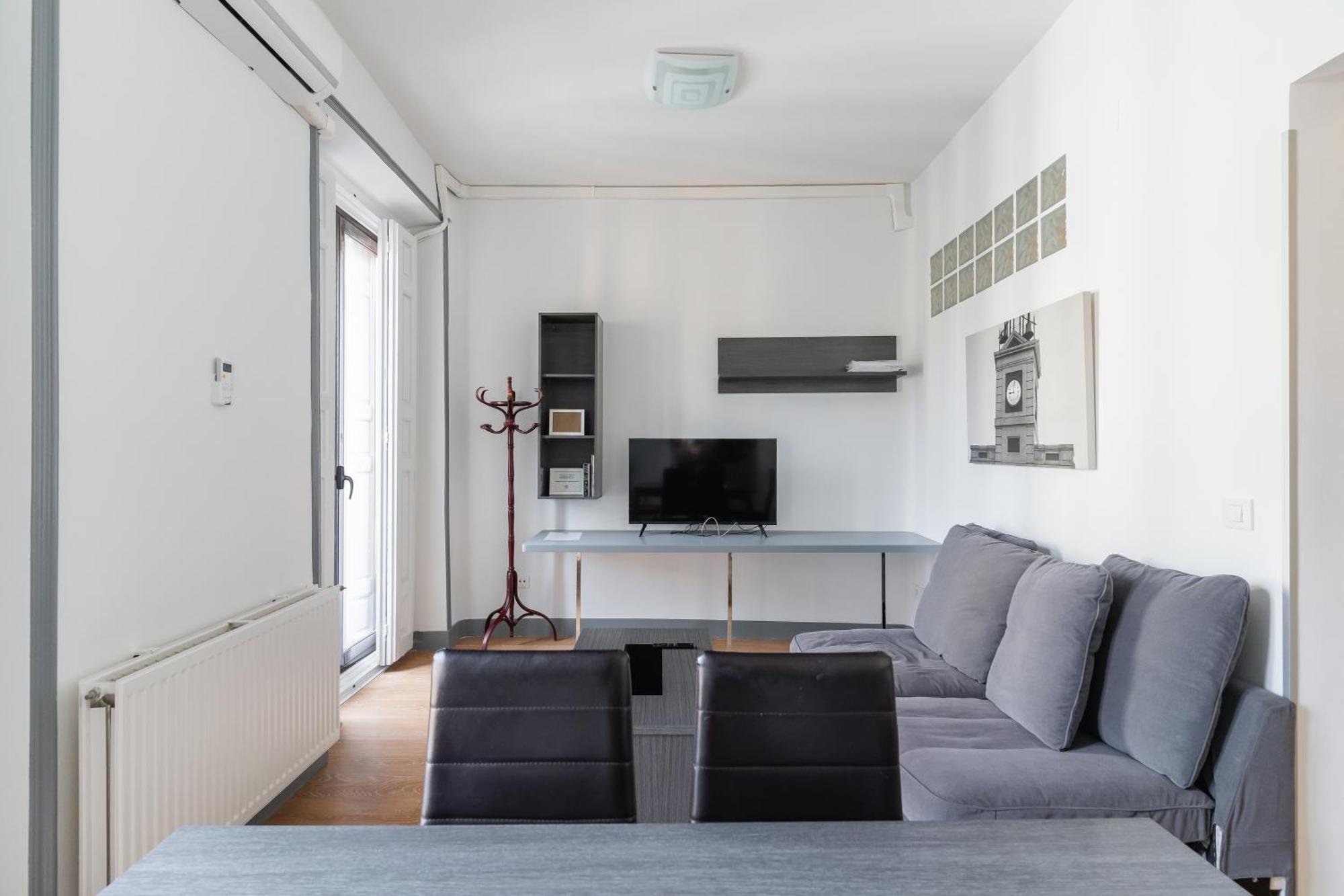 2 Bedrooms 1,5Bathrooms Furnished - Sol - Bright & Functional - Mintystay Madrid Exterior foto
